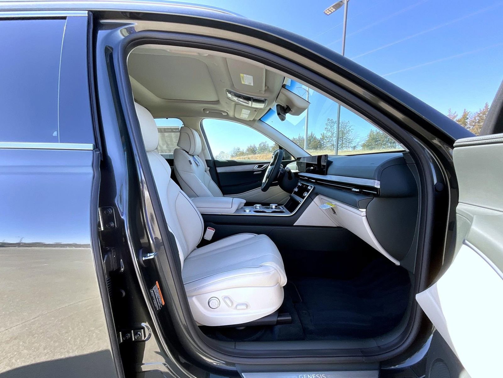 New 2026 Genesis GV80 2.5T Prestige AWD/4WD image 16