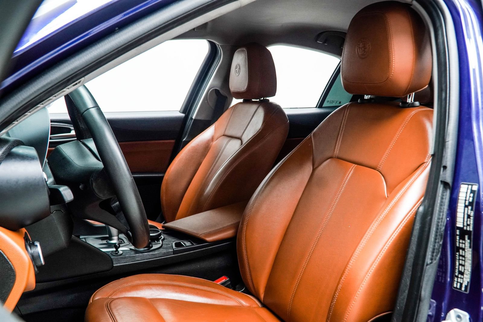 Used 2019 Alfa Romeo Giulia image 32