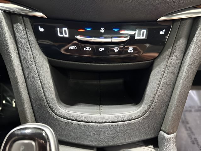 Used 2021 Cadillac XT5 Premium Luxury AWD/4WD image 28