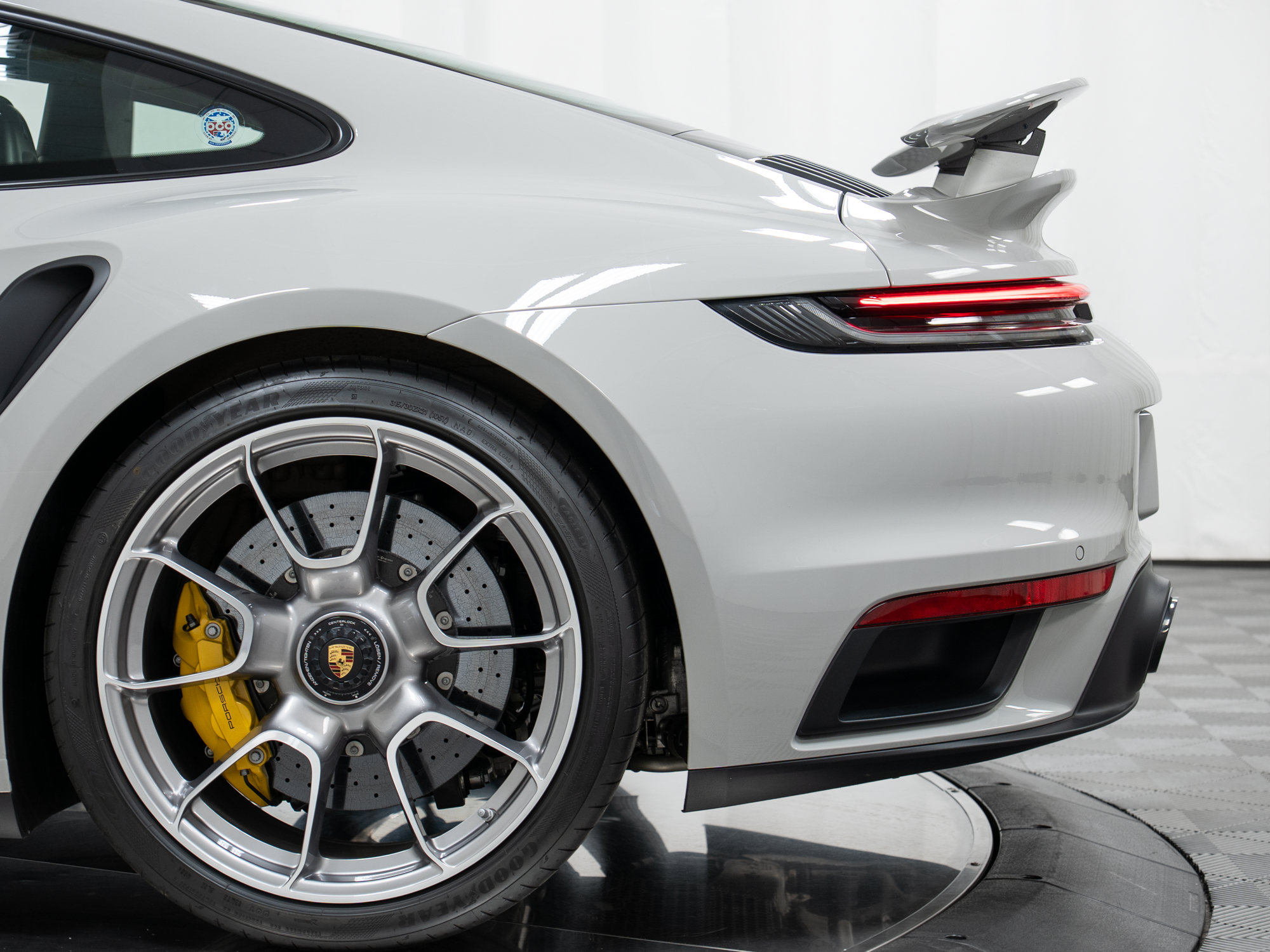 Certified 2025 Porsche 911 Turbo S AWD/4WD image 38
