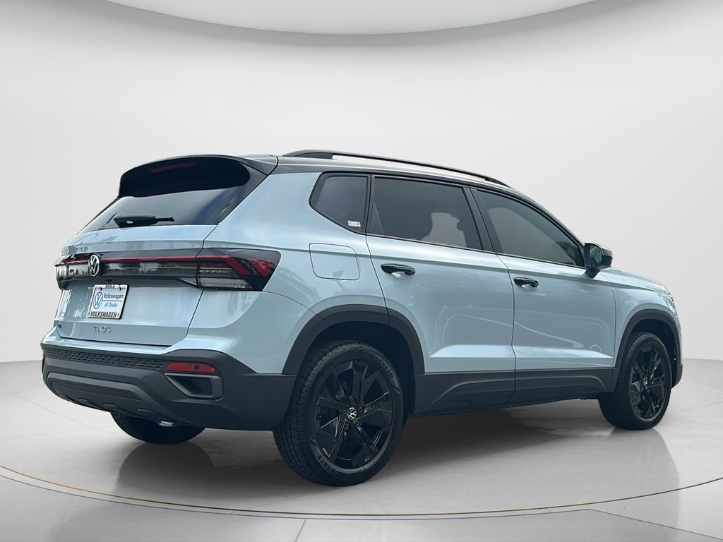 New 2026 Volkswagen Taos SE image 5