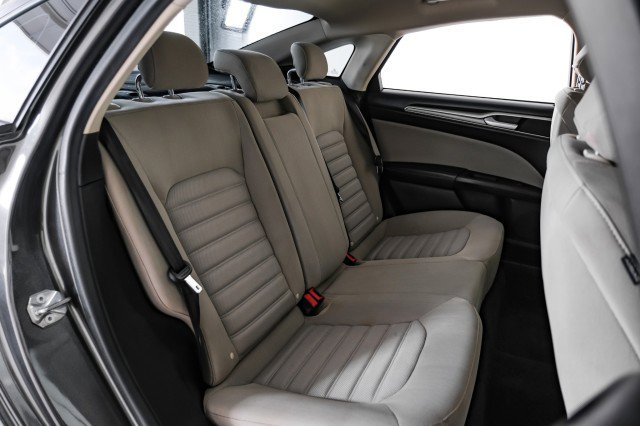 Used 2017 Ford Fusion S image 32