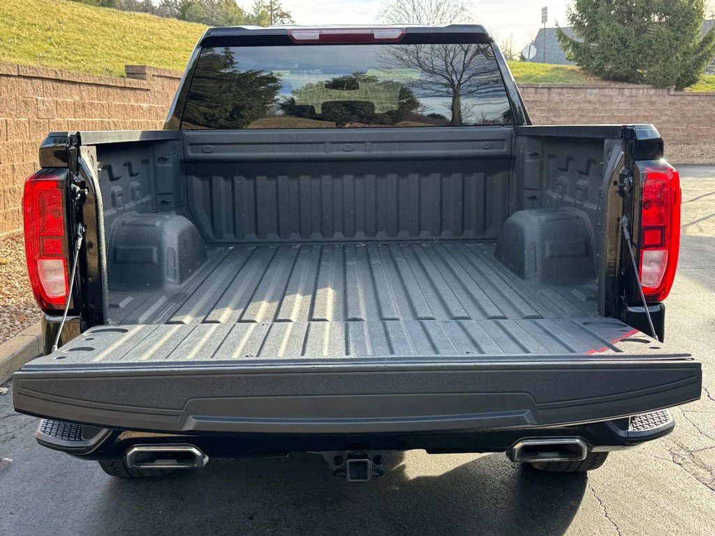 Used 2023 GMC Sierra 1500 Elevation w/ X31 Off-Road Package image 9