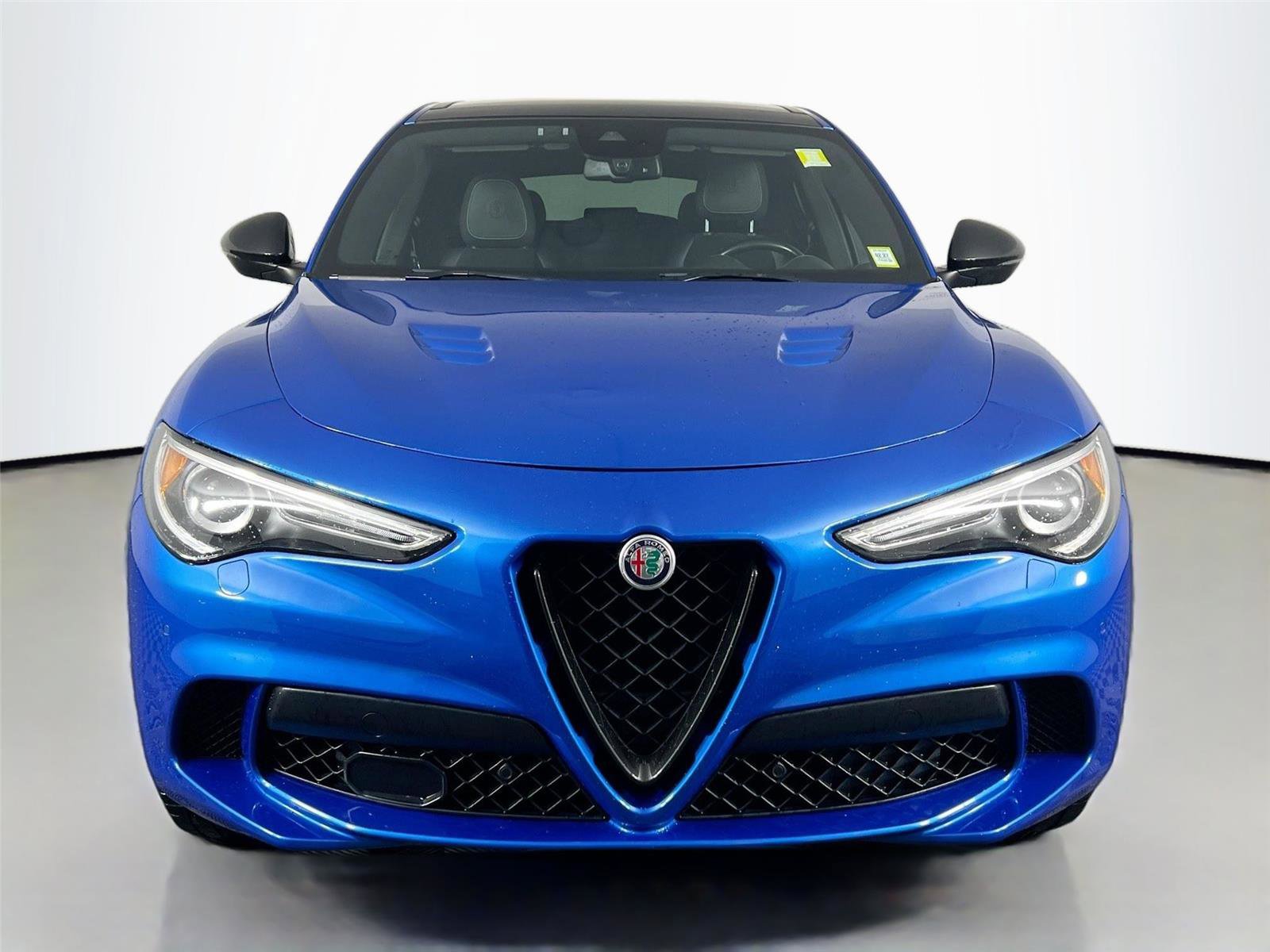 Used 2020 Alfa Romeo Stelvio Quadrifoglio w/ Nero Edizone Quadrifoglio AWD/4WD image 9