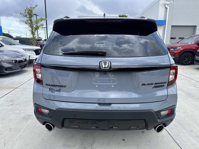 Certified 2025 Honda Passport Black Edition image 6
