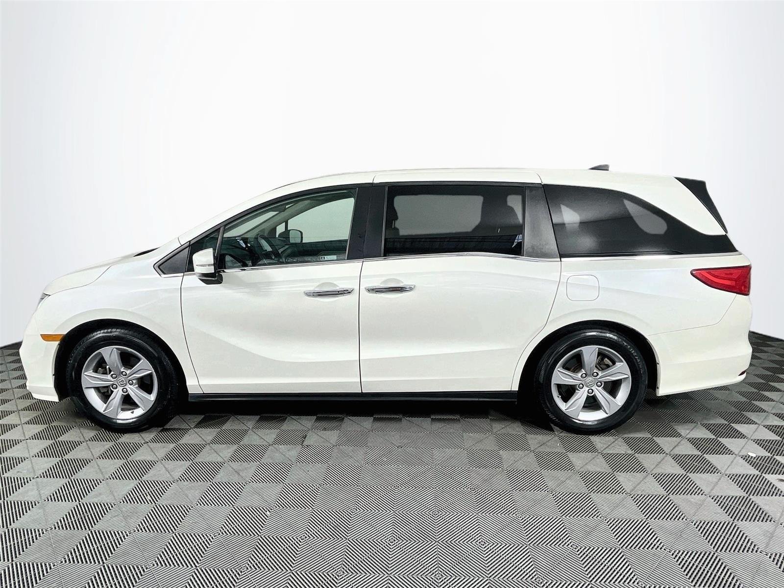 Used 2019 Honda Odyssey EX-L image 4