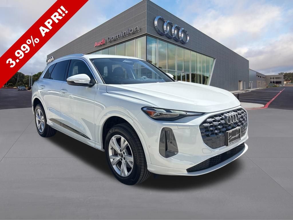 Certified 2025 Audi Q5 Premium w/ Convenience Package AWD/4WD image 3