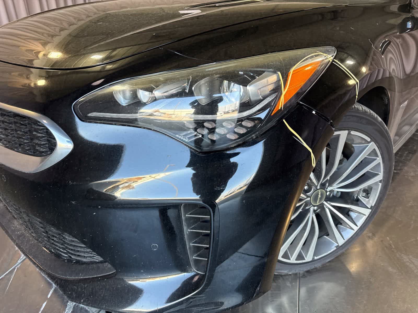 Used 2018 Kia Stinger Premium AWD/4WD image 9