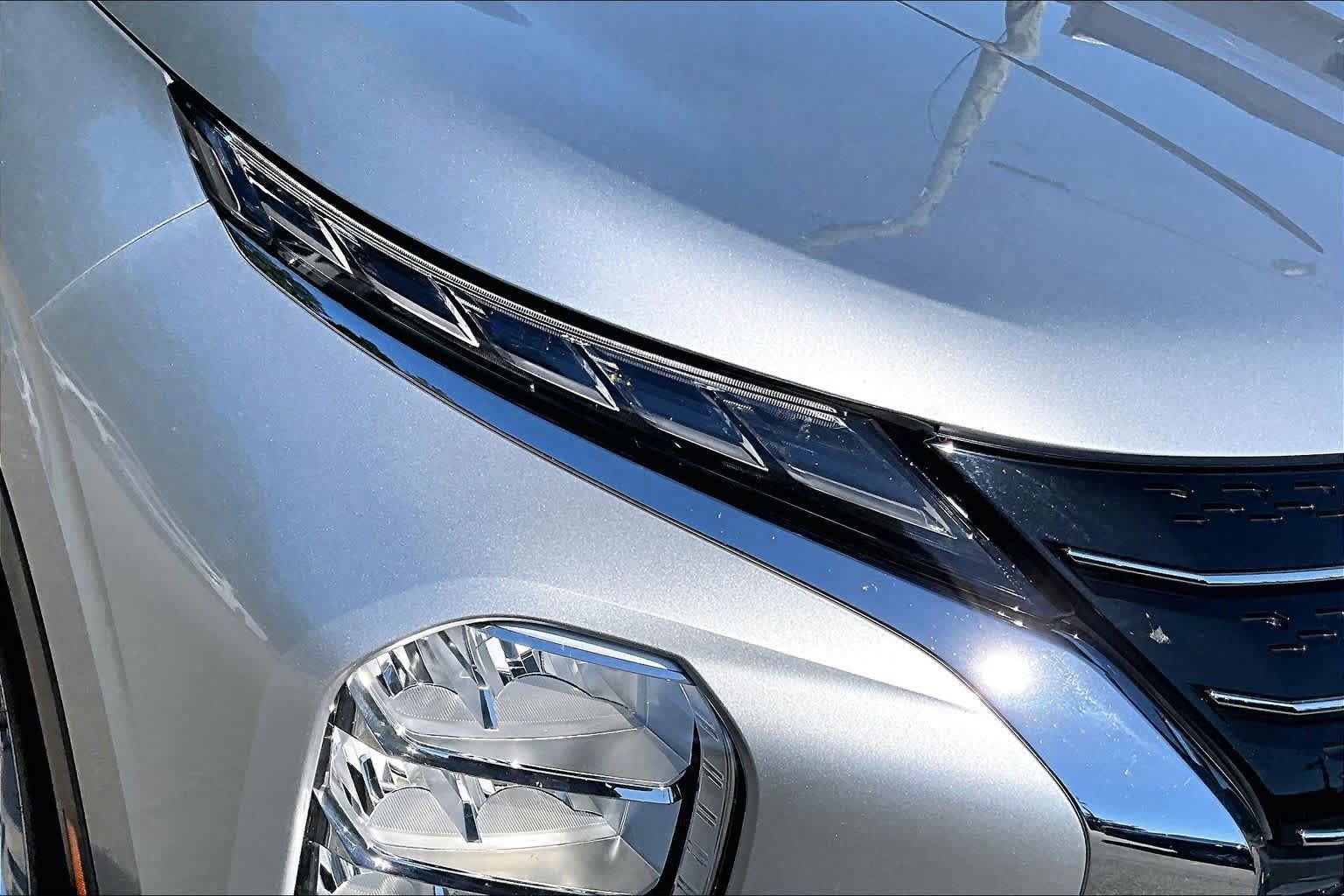 Used 2024 Mitsubishi Outlander ES FWD image 28