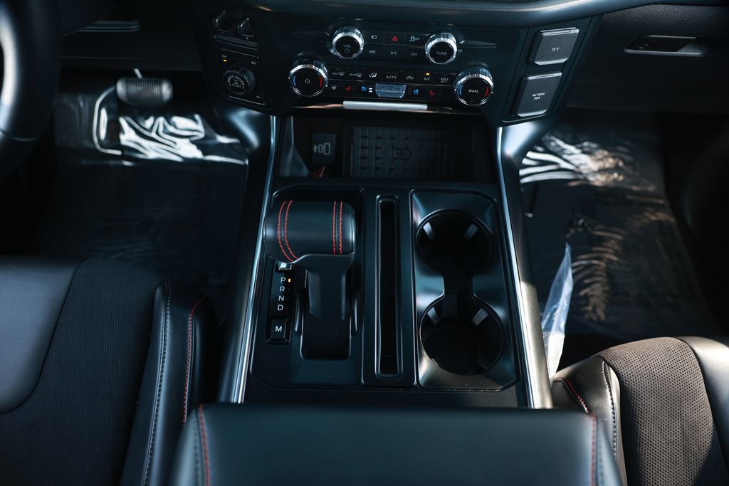 Used 2025 Ford F150 Raptor image 31