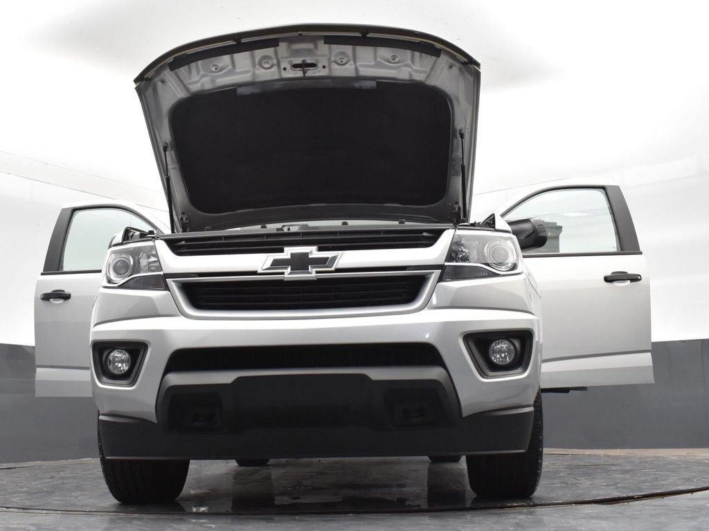 Used 2018 Chevrolet Colorado LT AWD/4WD image 38