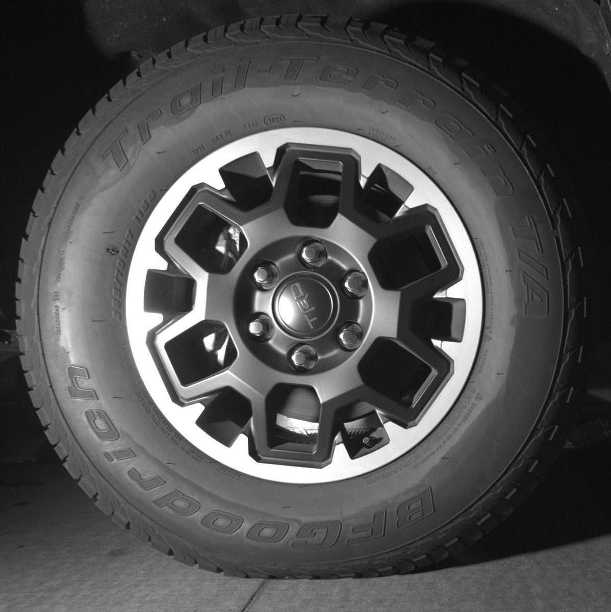 Used 2025 Toyota Tacoma TRD Off-Road image 13