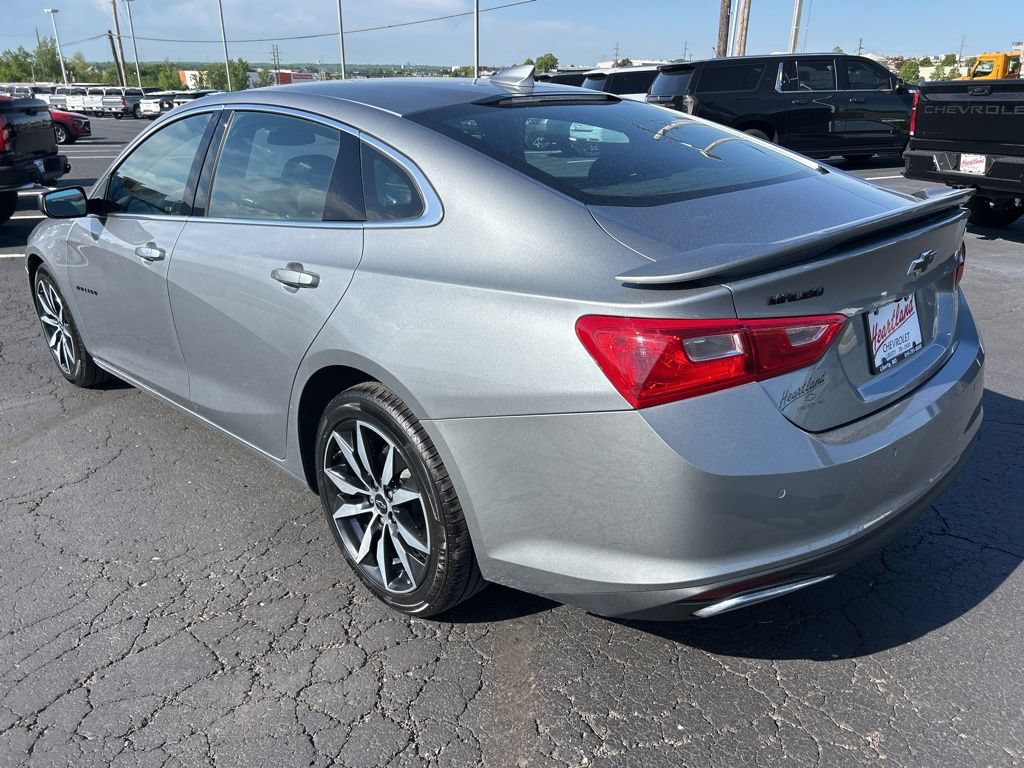 Used 2024 Chevrolet Malibu RS FWD image 14