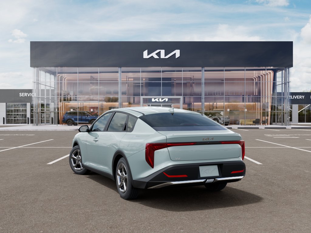 New 2026 Kia K4 LXS FWD image 4