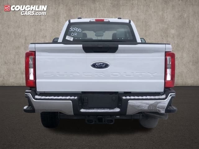 New 2026 Ford F250 XL w/ XL Chrome Package image 7