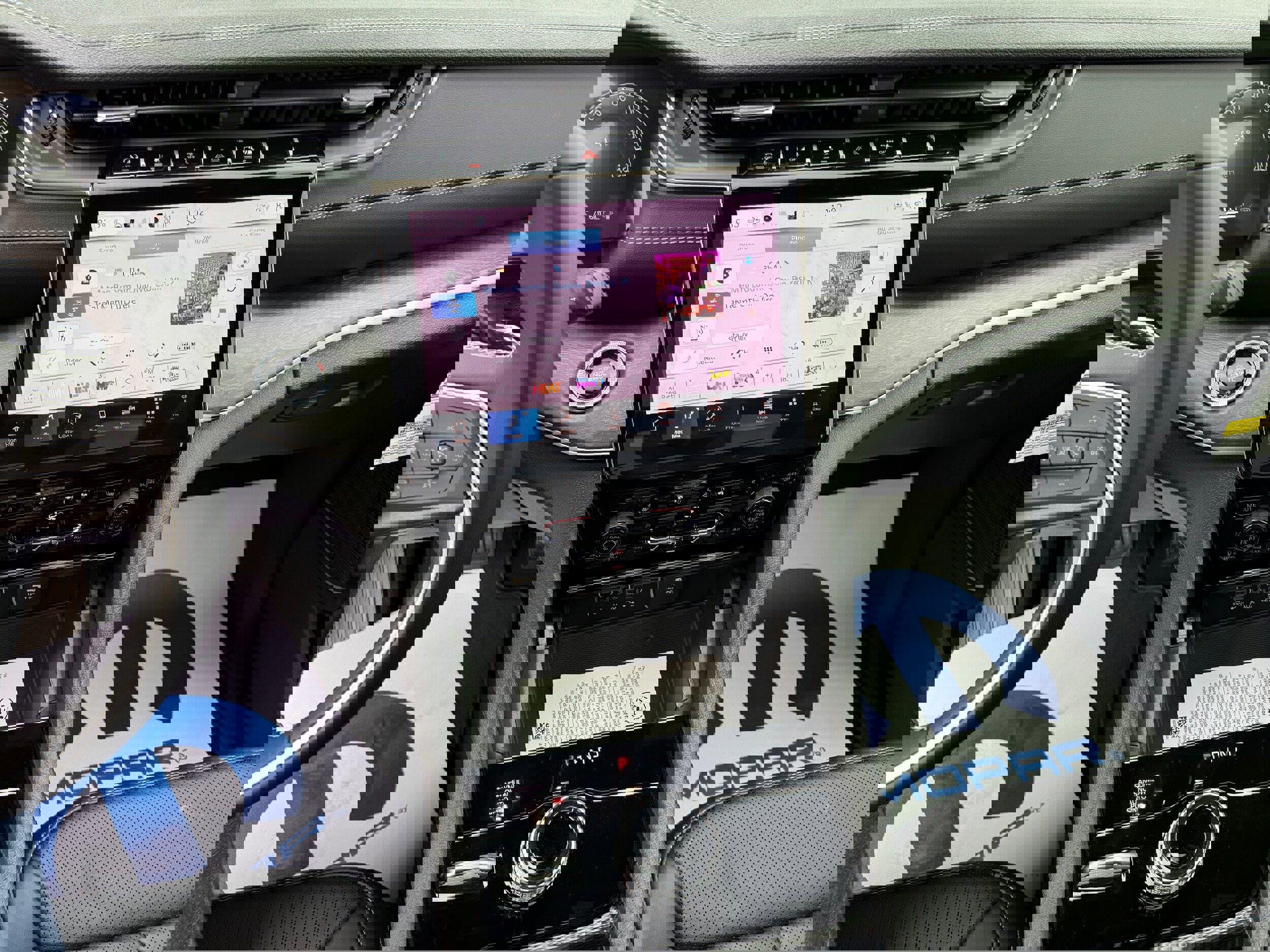 New 2025 Jeep Grand Cherokee L Limited w/ Luxury Tech Group II image 9