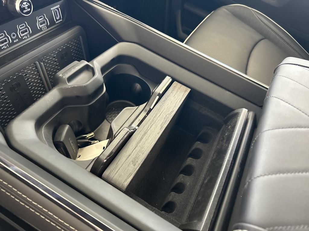 New 2026 RAM 3500 Limited AWD/4WD image 57