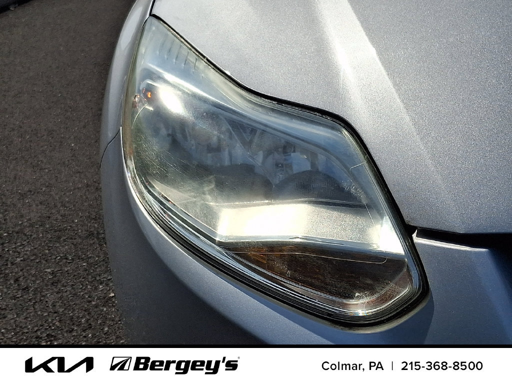 Used 2012 Ford Focus SE FWD image 10