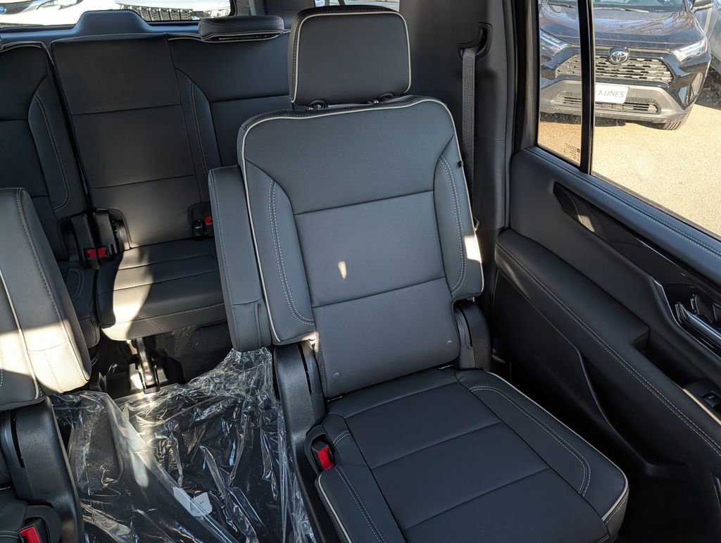 New 2026 GMC Yukon XL Elevation image 39