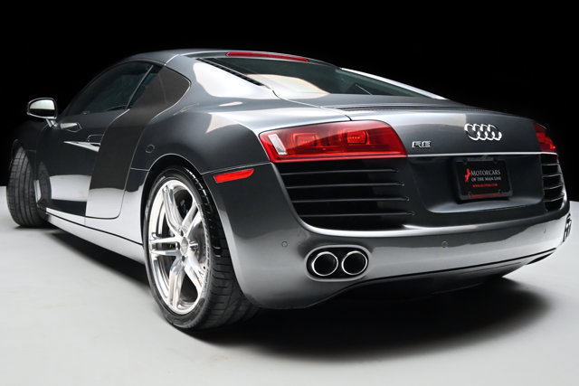 Used 2010 Audi R8 V8 AWD/4WD image 25