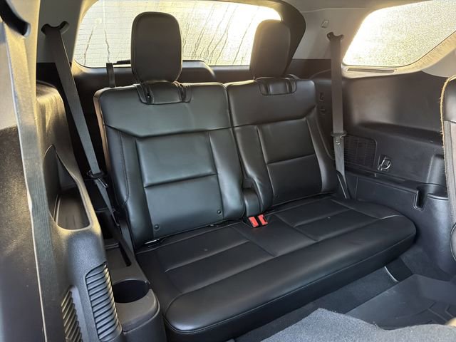 Used 2021 Ford Explorer XLT w/ Equipment Group 202A image 17