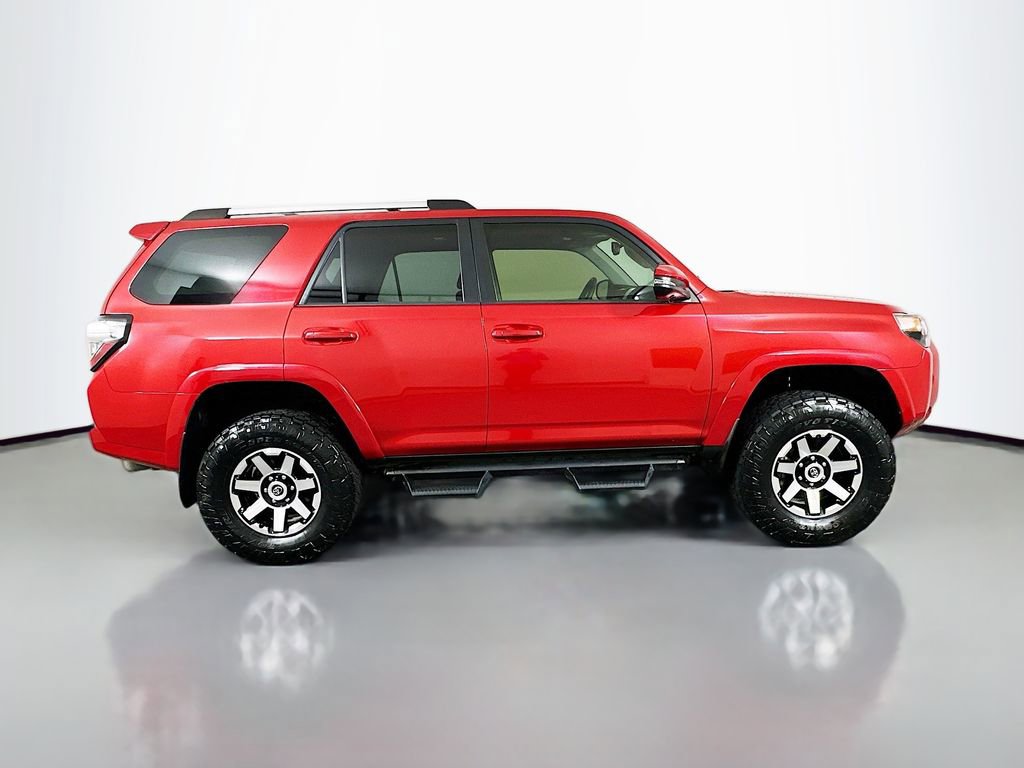 Certified 2022 Toyota 4Runner SR5 Premium w/ Moonroof Package AWD/4WD image 4