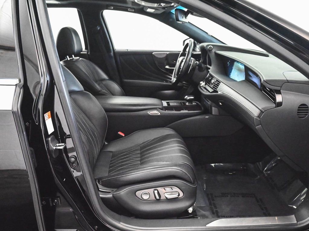 Used 2019 Lexus LS 500 AWD w/ Luxury Package image 35