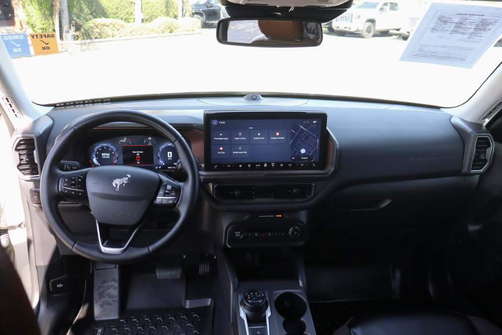 Used 2025 Ford Bronco Sport Outer Banks w/ Outer Banks Tech Package+ AWD/4WD image 29