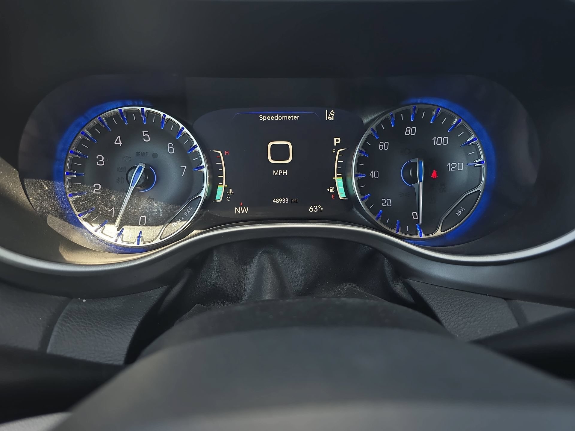 Used 2024 Chrysler Pacifica Touring-L FWD image 17