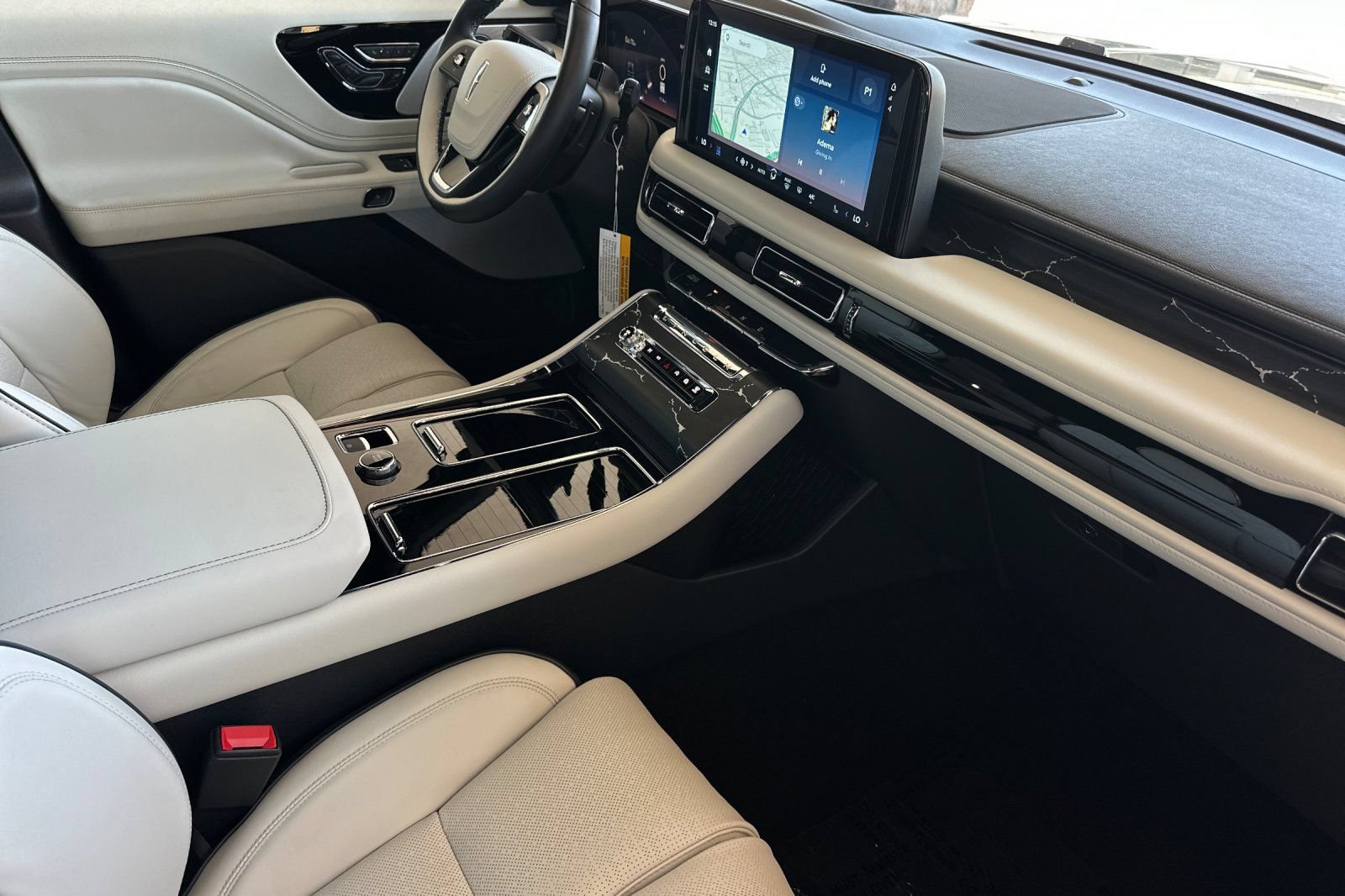 New 2026 Lincoln Aviator Black Label w/ Black Label Special Edition AWD/4WD image 16