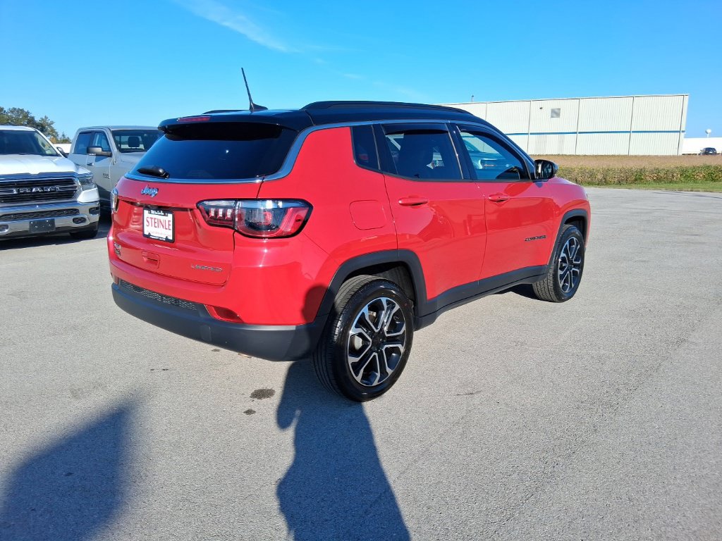 Used 2024 Jeep Compass Limited AWD/4WD image 9