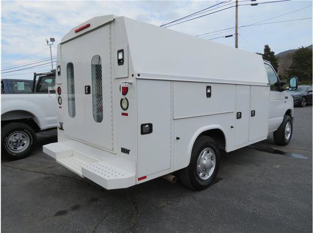 Used 2016 Ford E-350 and Econoline 350 Super Duty RWD image 18