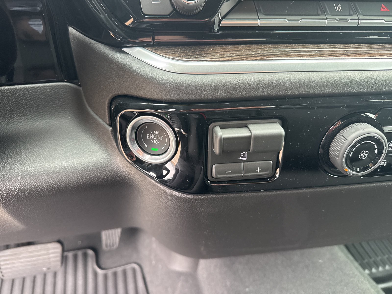 New 2026 Chevrolet Silverado 3500 LT AWD/4WD image 23