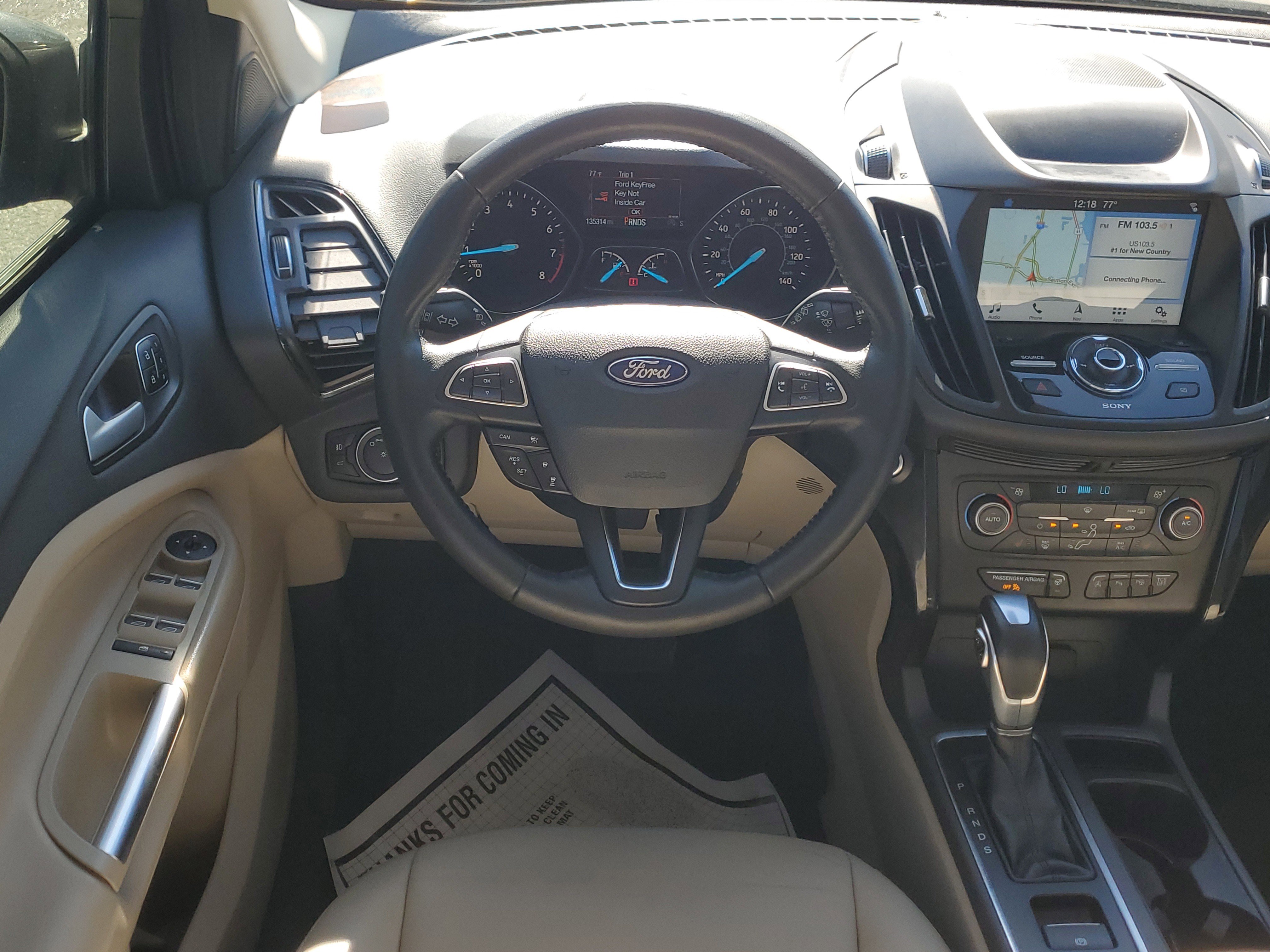 Used 2019 Ford Escape Titanium image 18