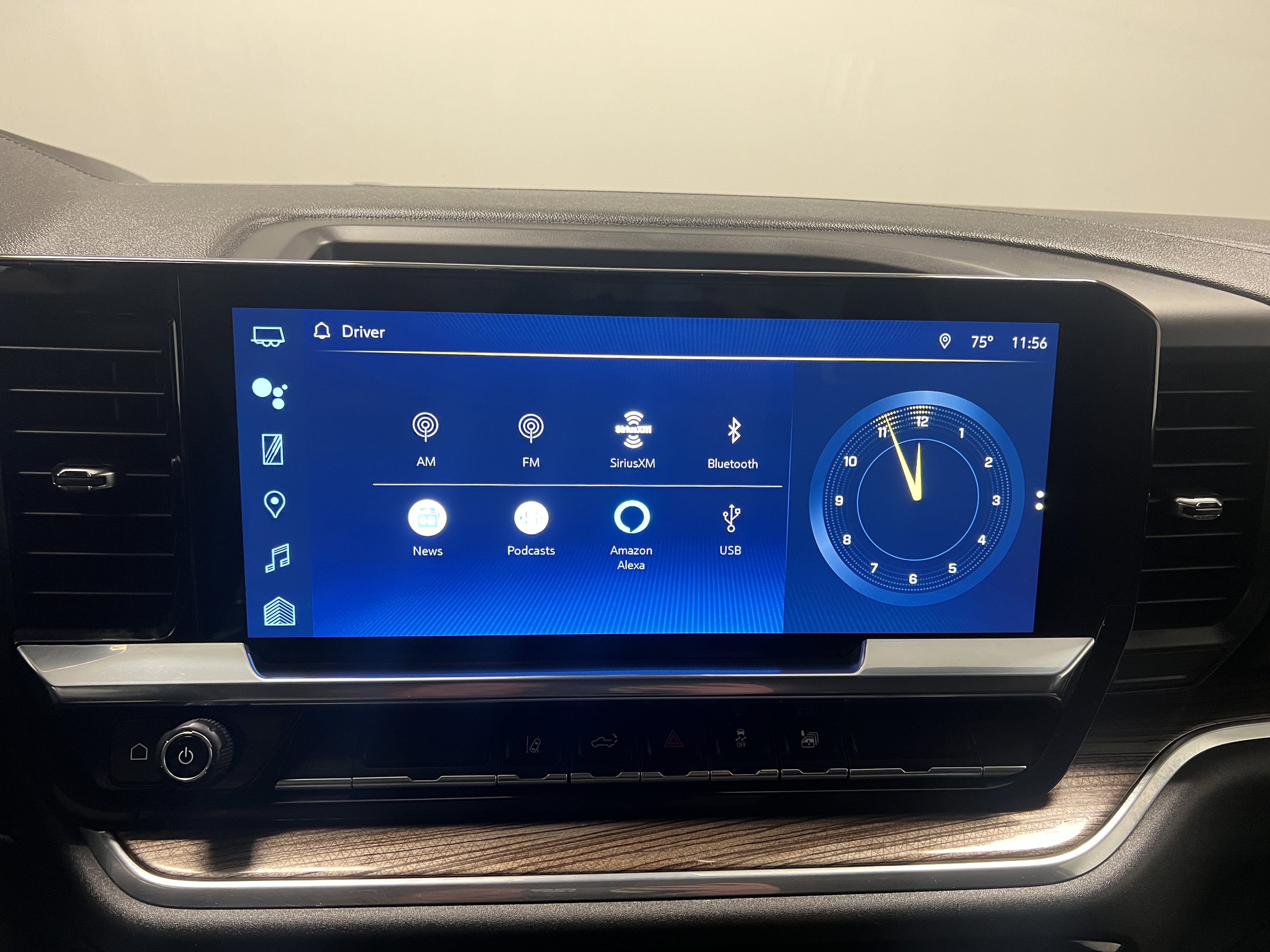 Used 2024 Chevrolet Silverado 2500 LT image 23