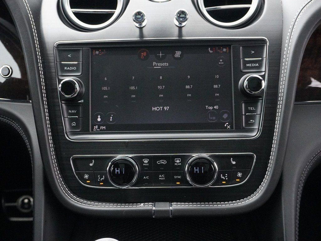 Used 2019 Bentley Bentayga image 53