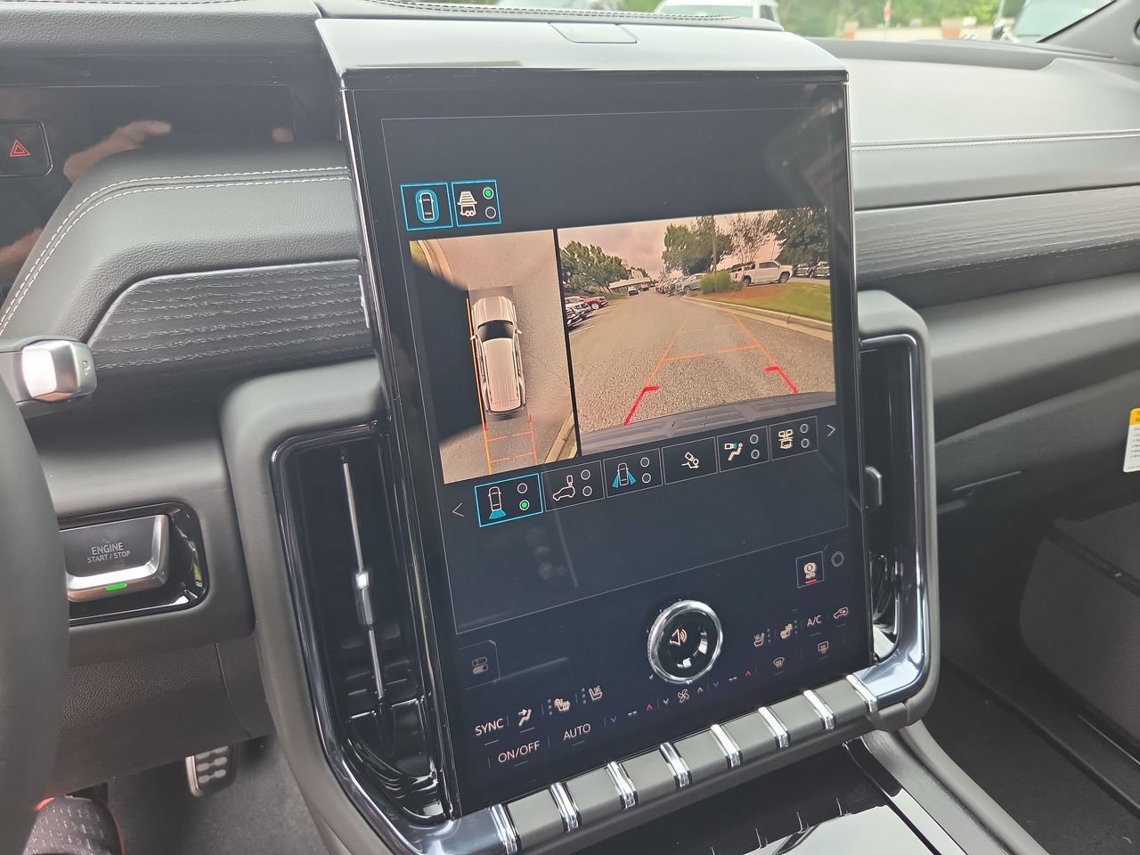 New 2027 GMC Yukon AT4 Ultimate AWD/4WD image 15