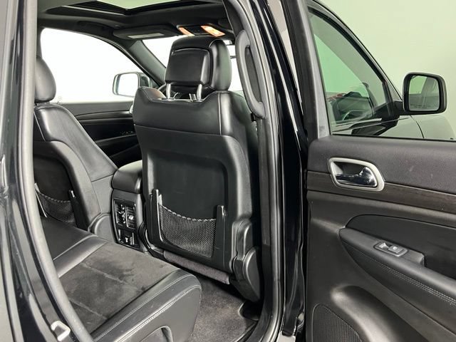 Used 2018 Jeep Grand Cherokee Altitude AWD/4WD image 31