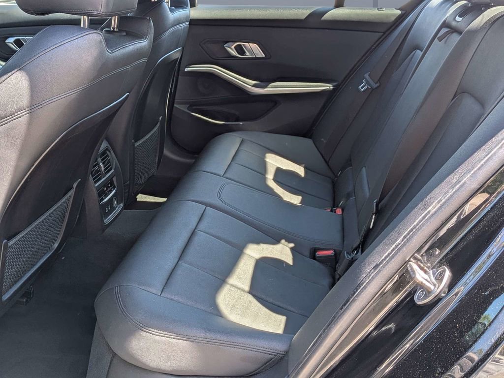 Used 2020 BMW 330i xDrive Sedan w/ Convenience Package image 13