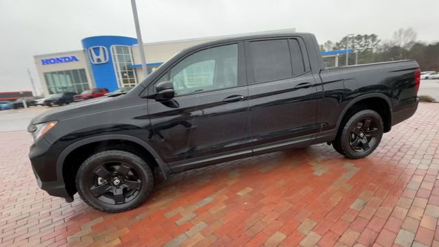 Used 2025 Honda Ridgeline Black Edition image 6
