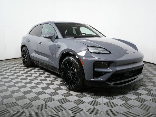 New 2026 Porsche Macan Turbo Electric image 28