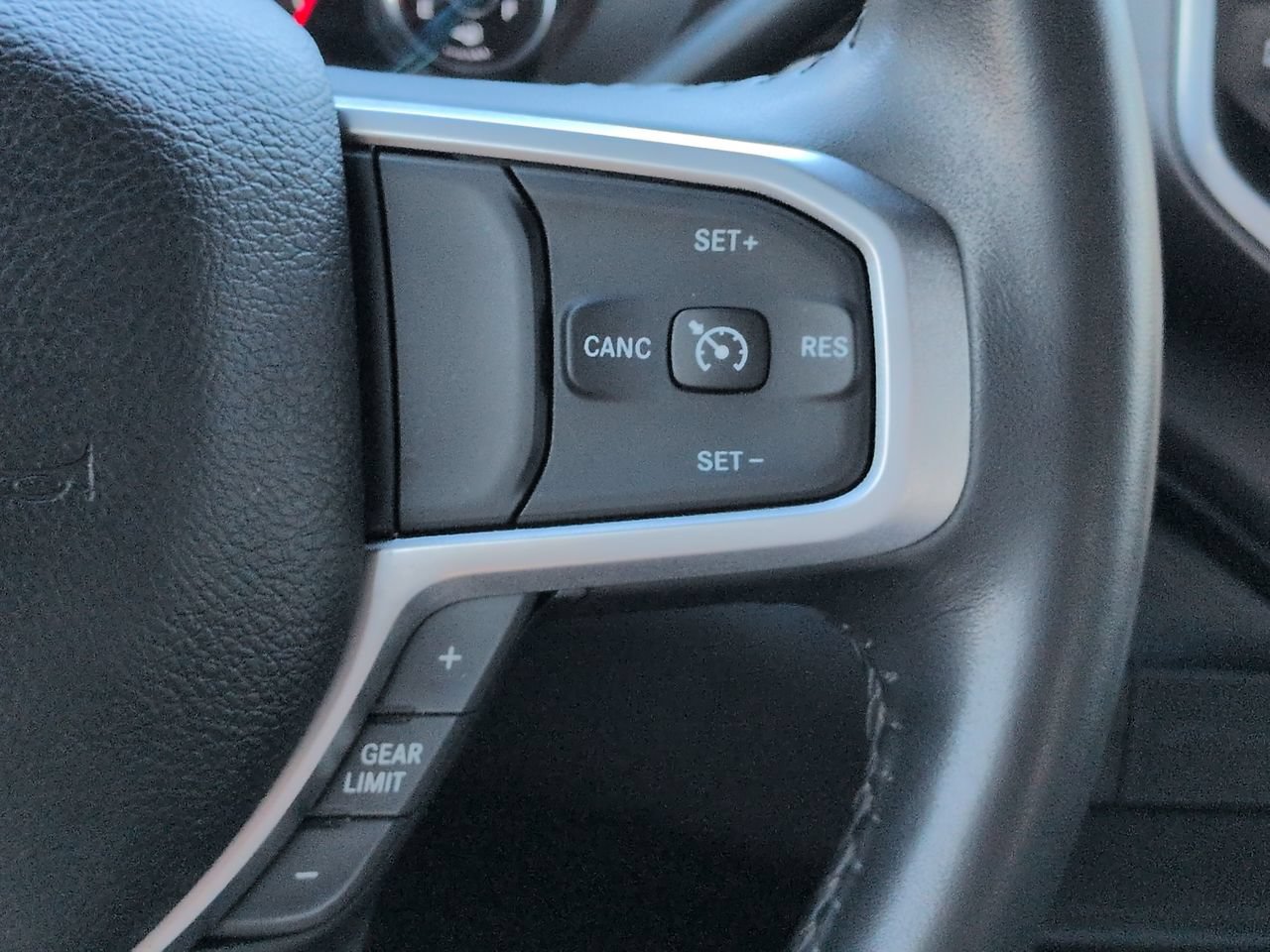 Certified 2024 RAM 2500 Big Horn w/ Night Edition AWD/4WD image 25