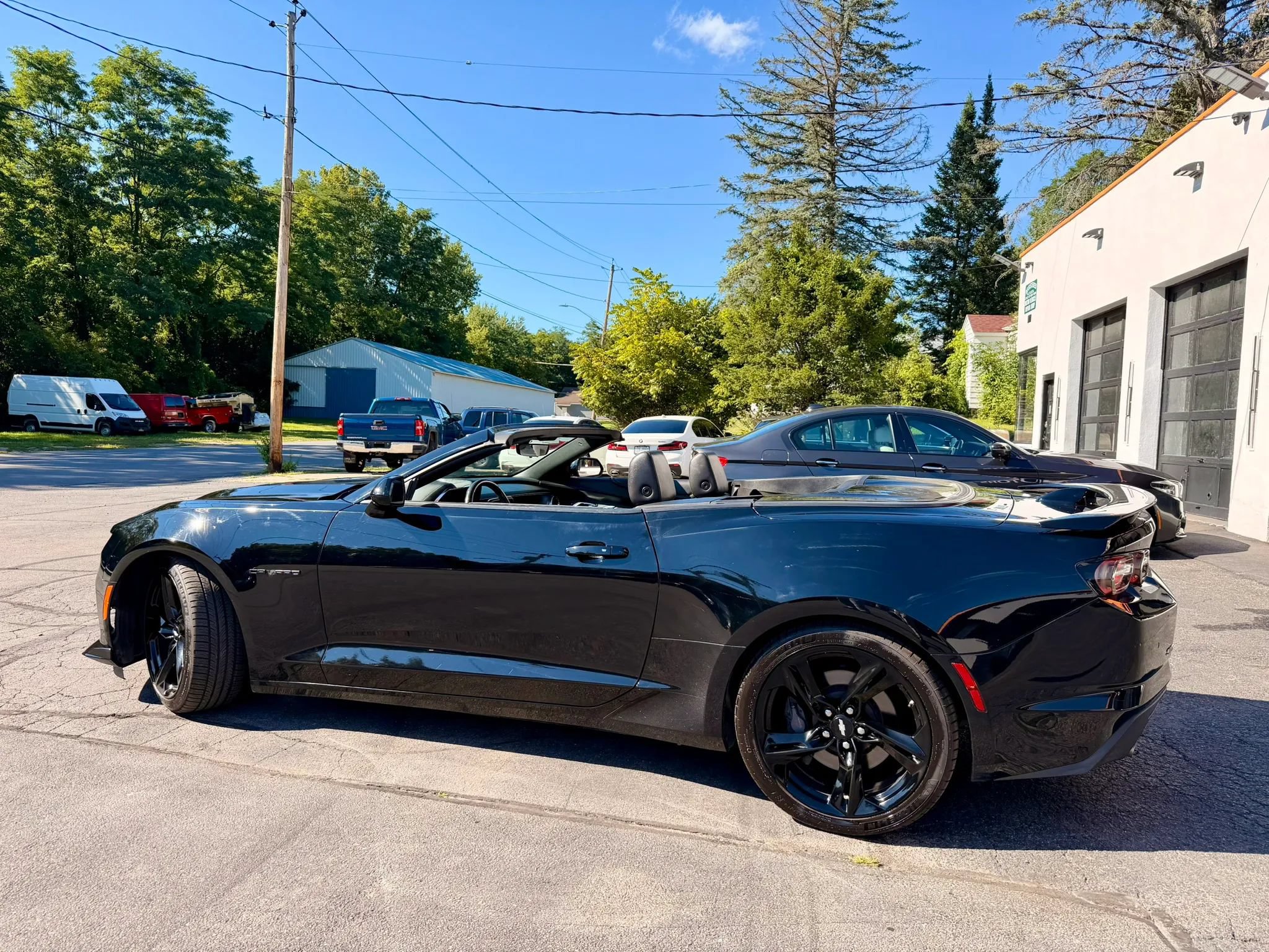 Used 2019 Chevrolet Camaro SS RWD image 5