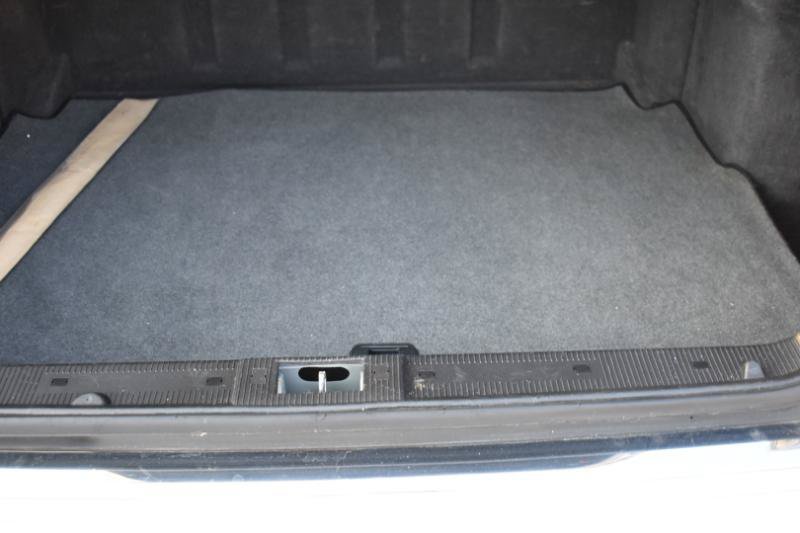 Used 1999 Mercedes-Benz E 320 Sedan image 14
