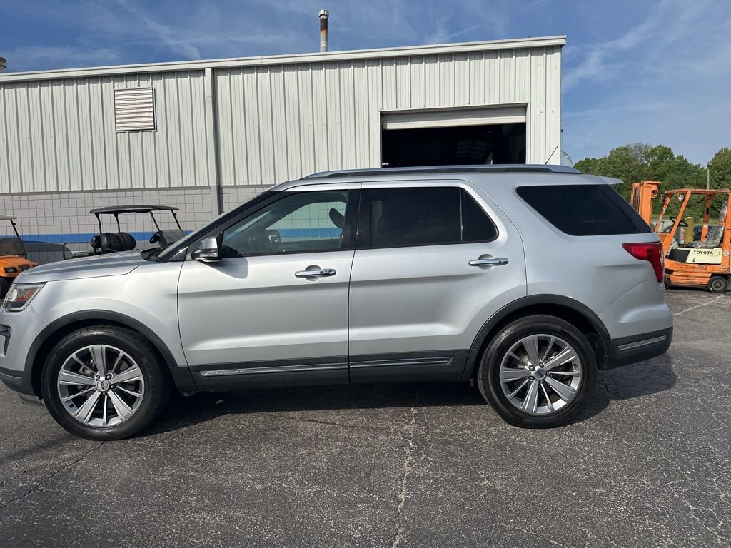 Used 2018 Ford Explorer Limited FWD image 6