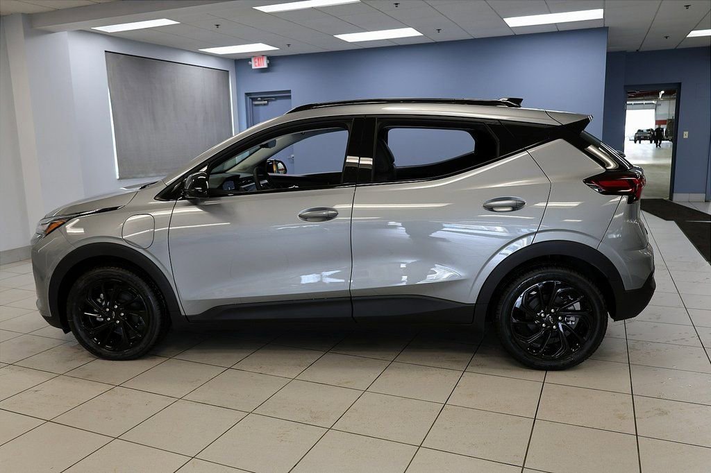 New 2027 Chevrolet Bolt RS w/ Technology Package image 2