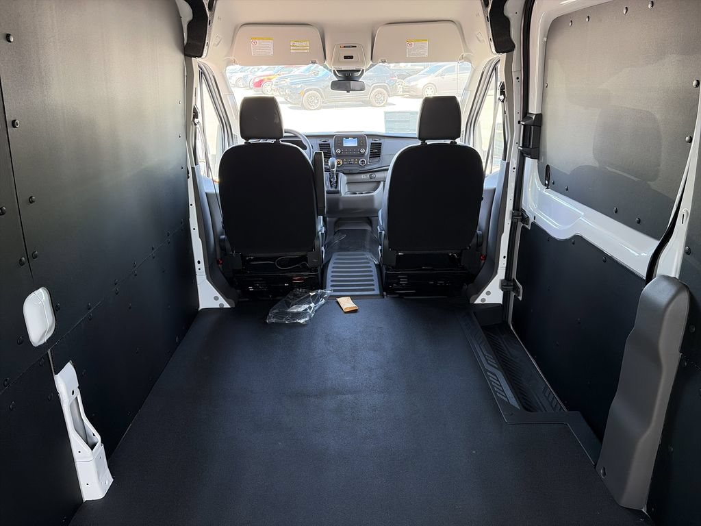 New 2024 Ford Transit 250 148 Medium Roof w/ Load Area Protection Package RWD image 21