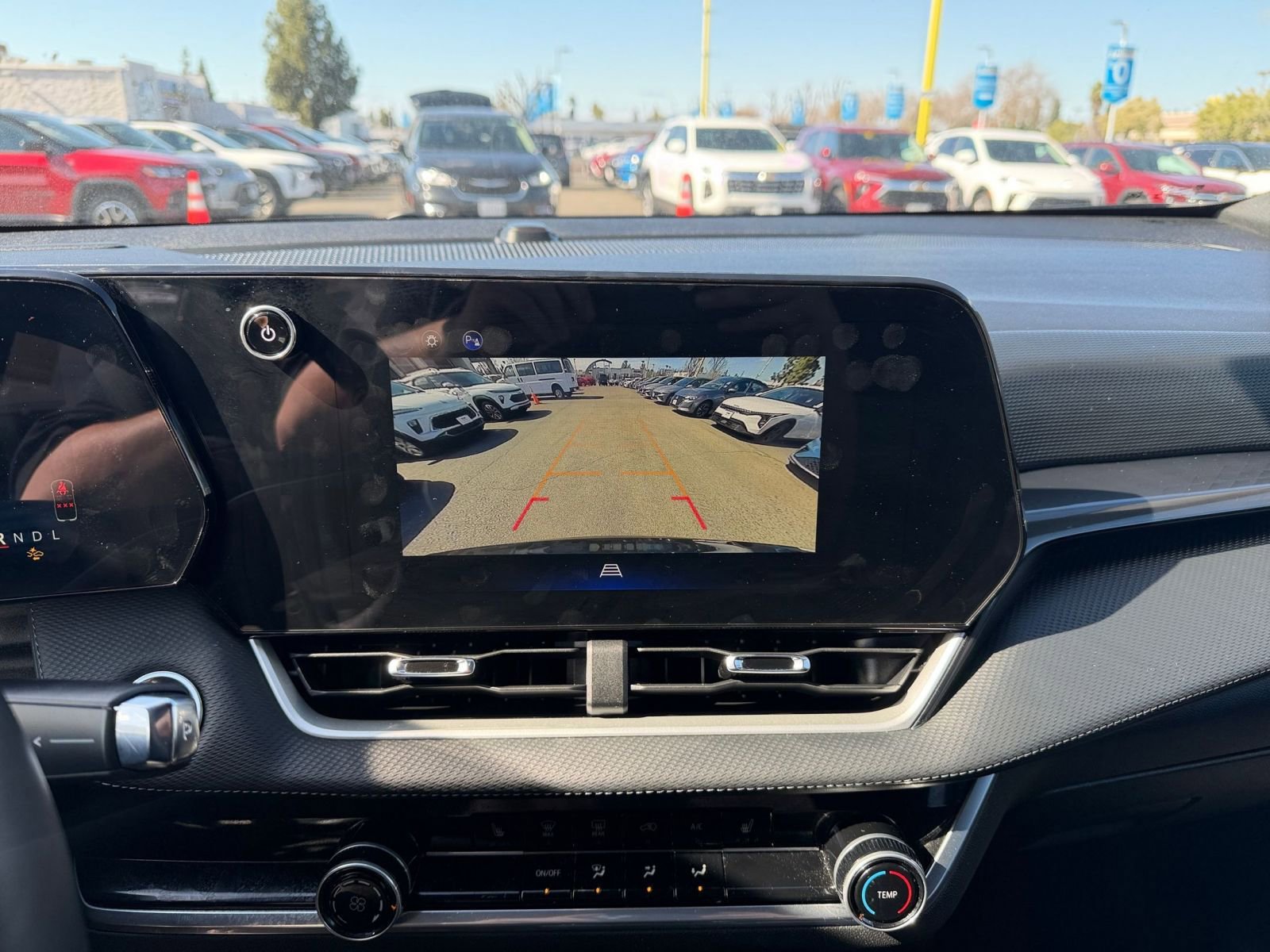 Used 2025 Chevrolet Equinox LT image 17