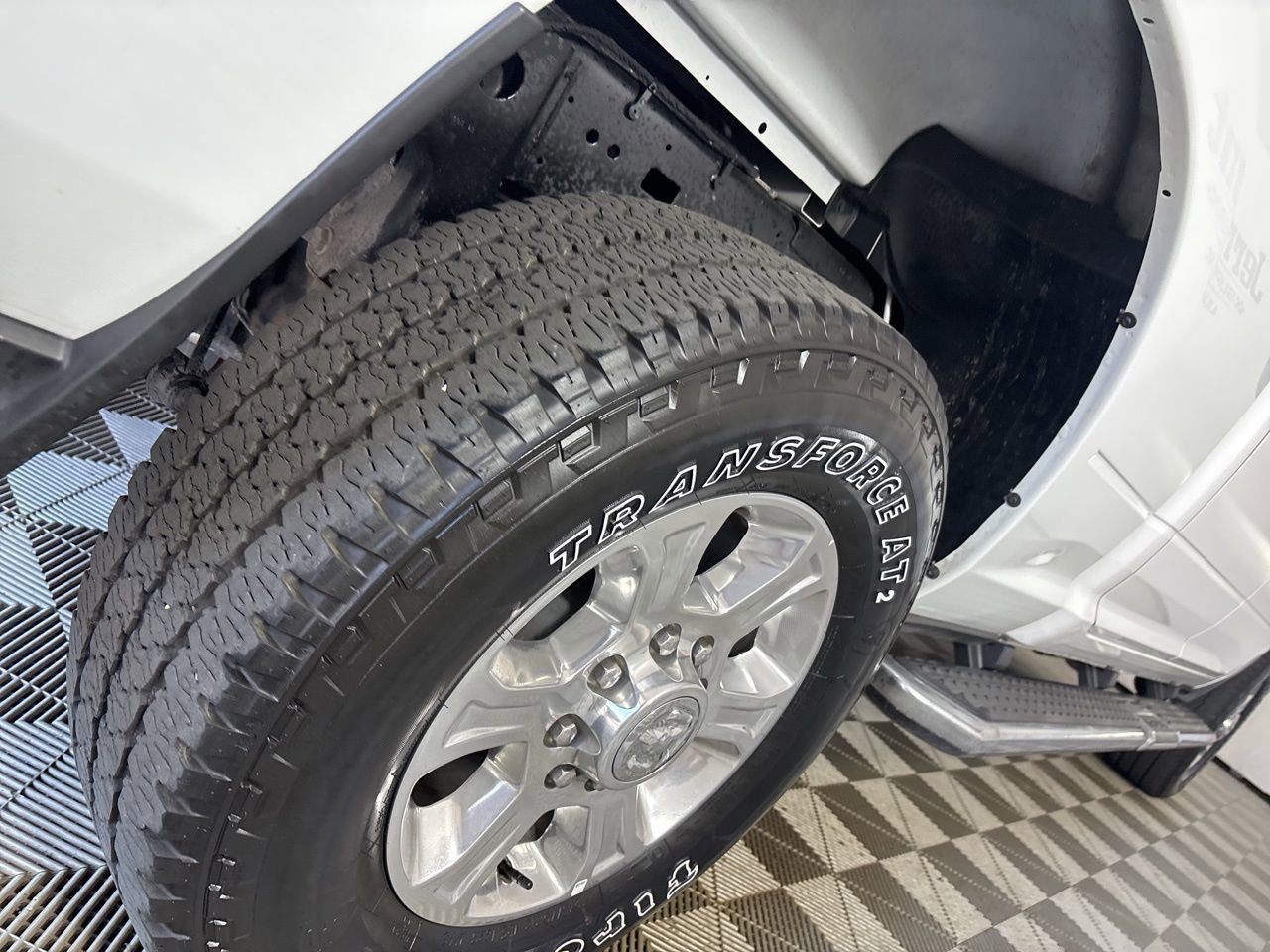 Used 2025 RAM 2500 Big Horn AWD/4WD image 30