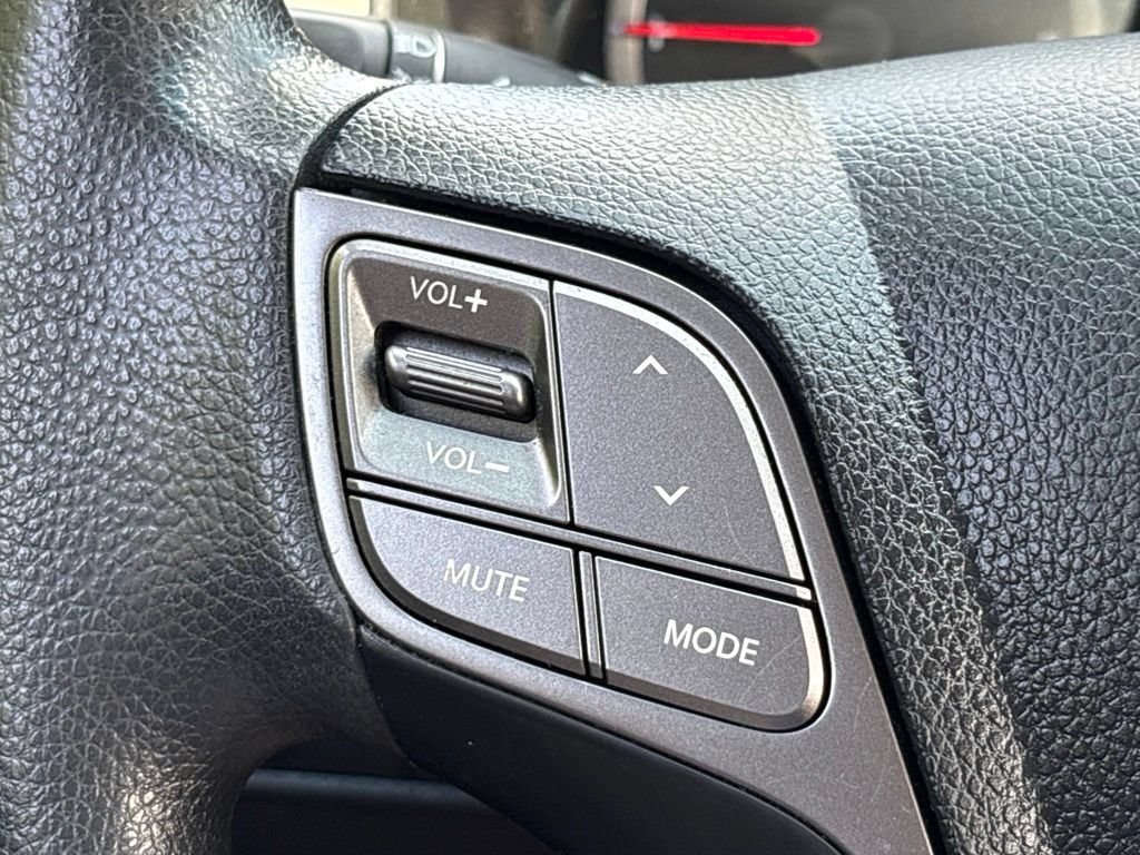 Used 2015 Hyundai Santa Fe Sport AWD/4WD image 18